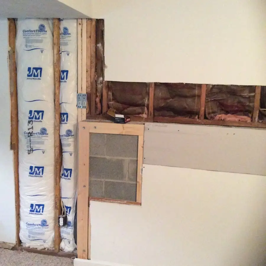 Wall insulation replacement during Structural Drying in Pontoon Beach